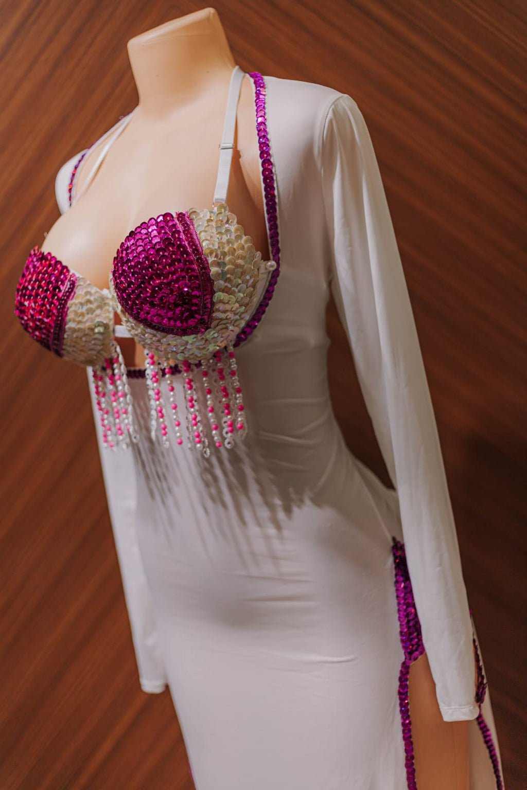 Handmade belly dance costume (White and fuchsia)