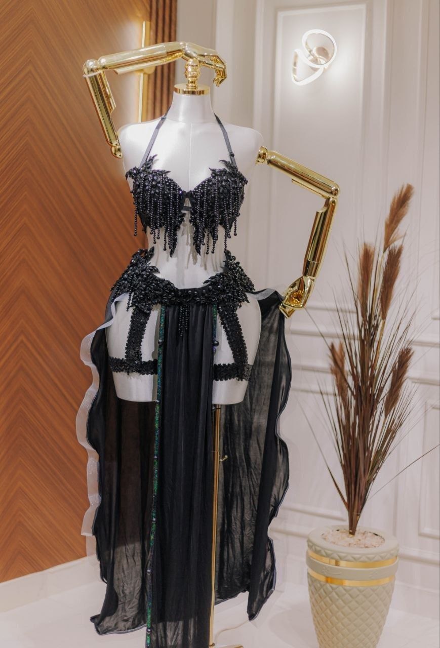Dance_black