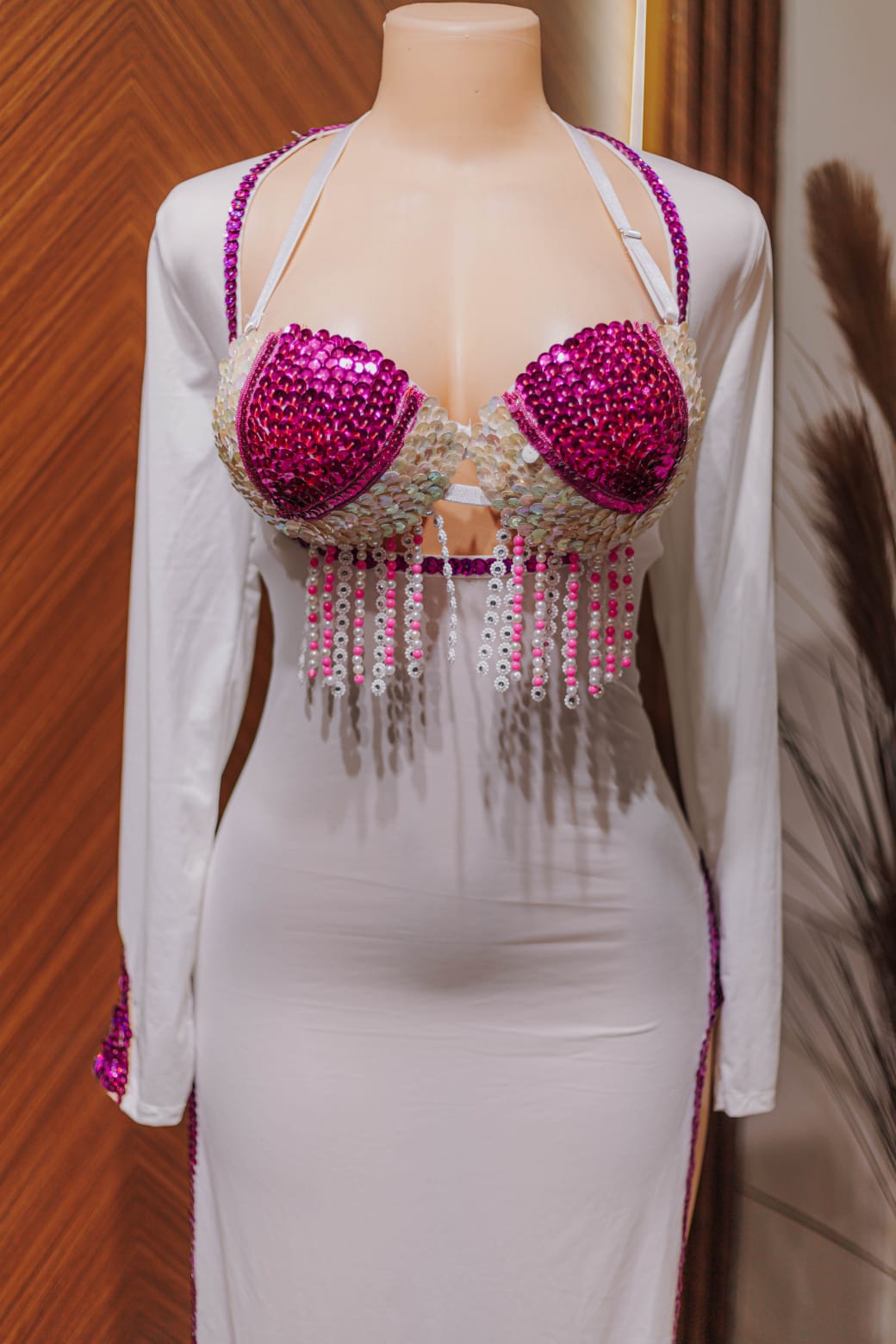 Handmade belly dance costume (White and fuchsia)