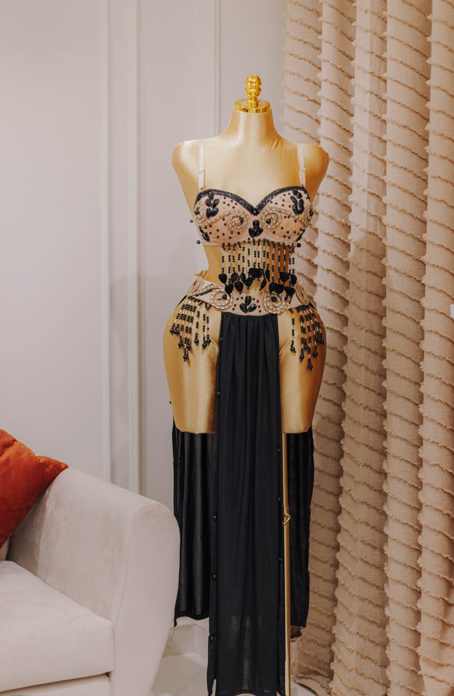 Handmade belly dance costume (BLACK)