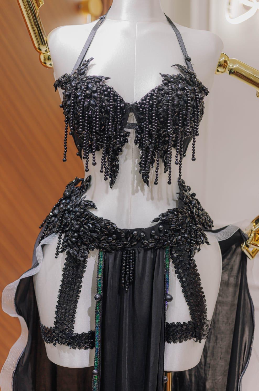 Dance_black