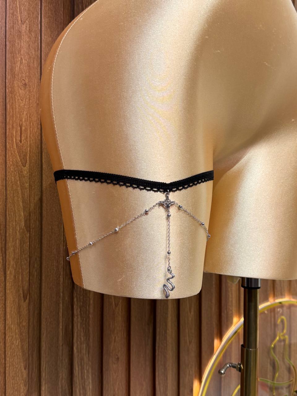 Leg chain